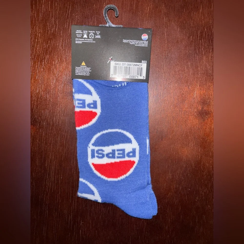 PEPSI NOVELTY CREW SOCKS NWT MEN’S SHOE SIZE 6-12
